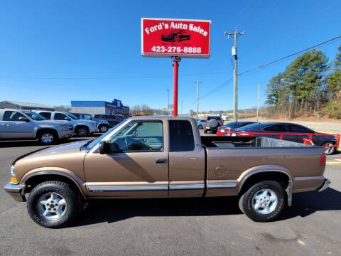 2002 Chevrolet S-10 for sale at Ford's Auto Sales in Kingsport TN