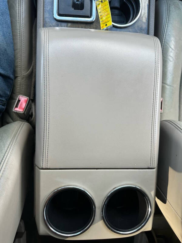 2016 Lincoln Navigator L Select