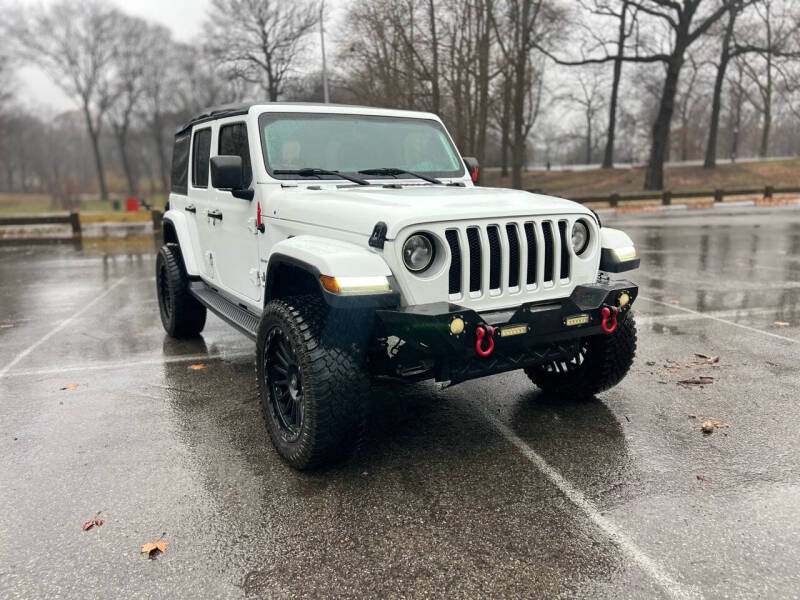 2018 Jeep All-New Wrangler Unlimited Sahara photo 3