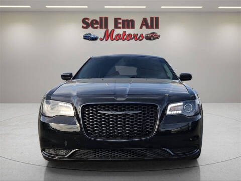 2022 Chrysler 300 Touring