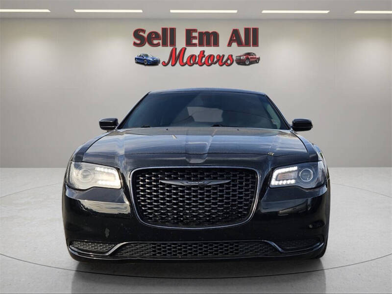 2022 Chrysler 300 Touring