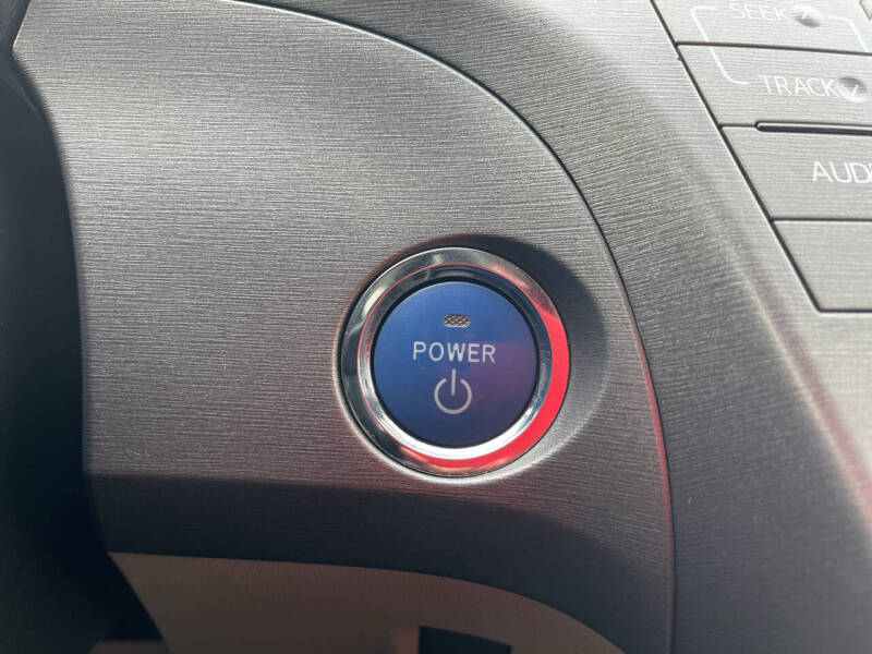 2012 Toyota Prius Two