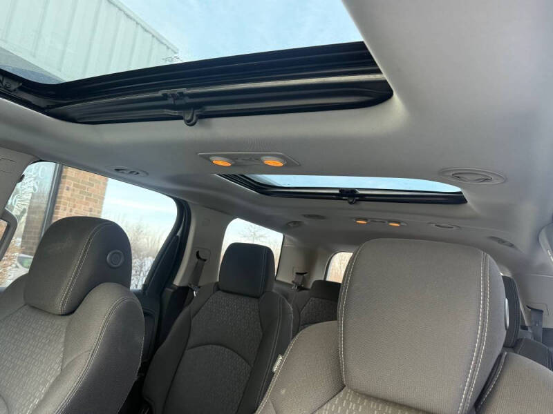 2016 GMC Acadia SLE-2