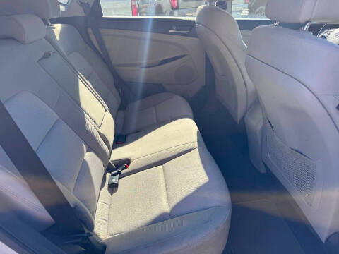 2017 Hyundai Tucson SE