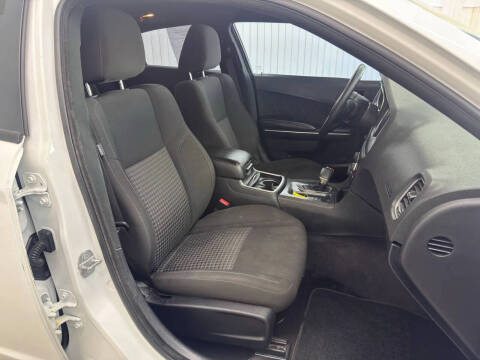 2017 Dodge Charger SXT