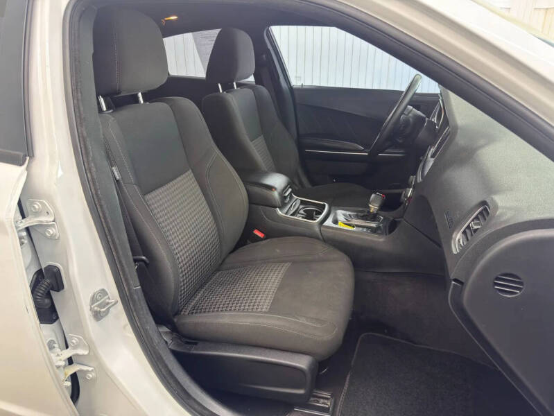 2017 Dodge Charger SXT