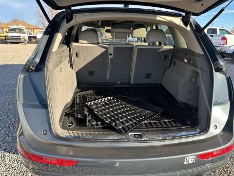 2011 Audi Q5 2.0T quattro Premium Plus