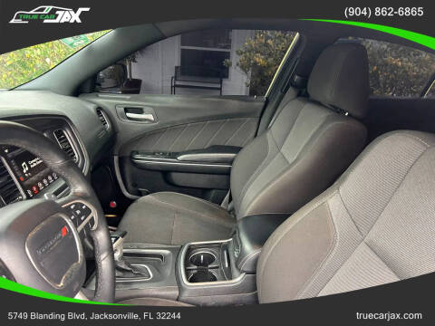 2017 Dodge Charger SXT