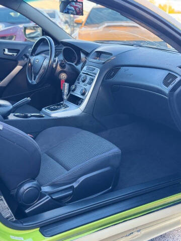 2010 Hyundai Genesis Coupe 2.0T