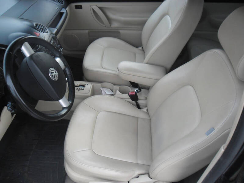 2009 Volkswagen New Beetle