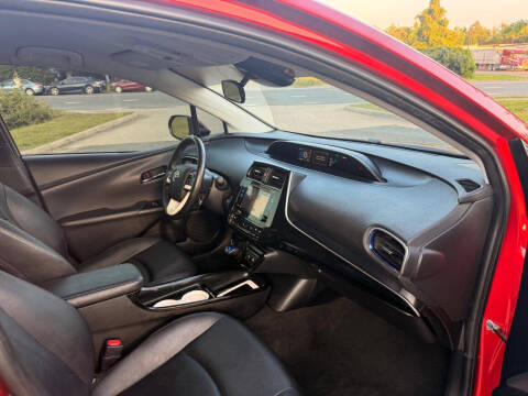 2017 Toyota Prius Three Touring