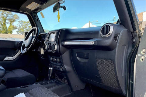 2011 Jeep Wrangler Unlimited Sahara