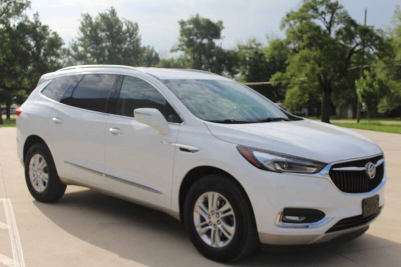2020 Buick Enclave Essence