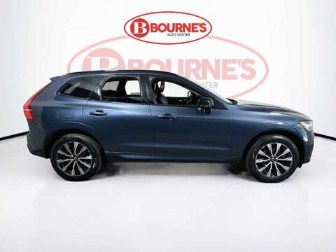 2024 Volvo XC60 B5 Core Dark Theme