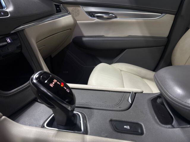 2018 Cadillac XT5 Luxury