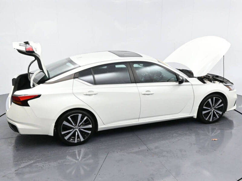 2021 Nissan Altima 2.5 SR