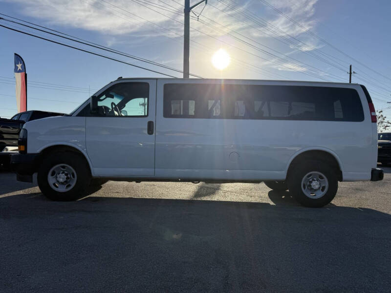 2019 Chevrolet Express LS 3500
