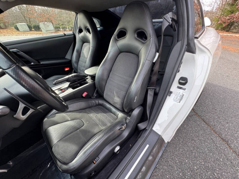 2014 Nissan GT-R Premium