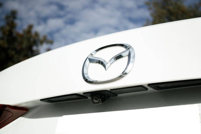 2017 Mazda MAZDA3 Sport