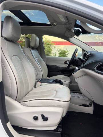 2017 Chrysler Pacifica Limited