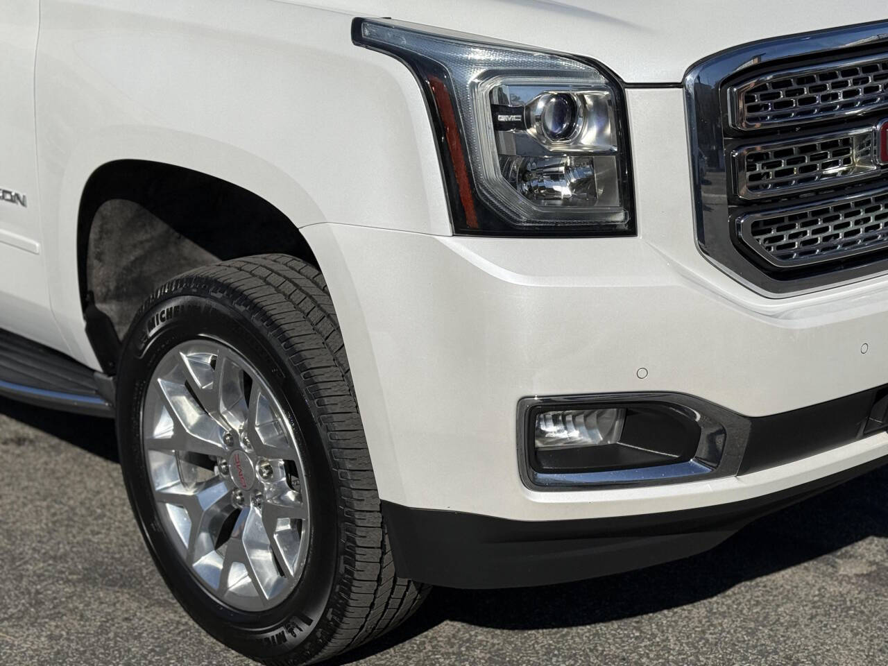 2016 GMC Yukon for sale at Best Buy Motors in Signal Hill, CA