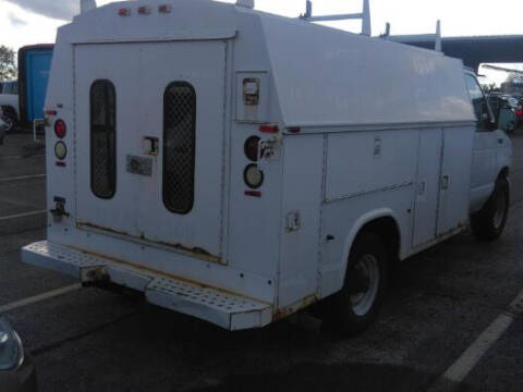 2002 Ford E-Series E-350 SD