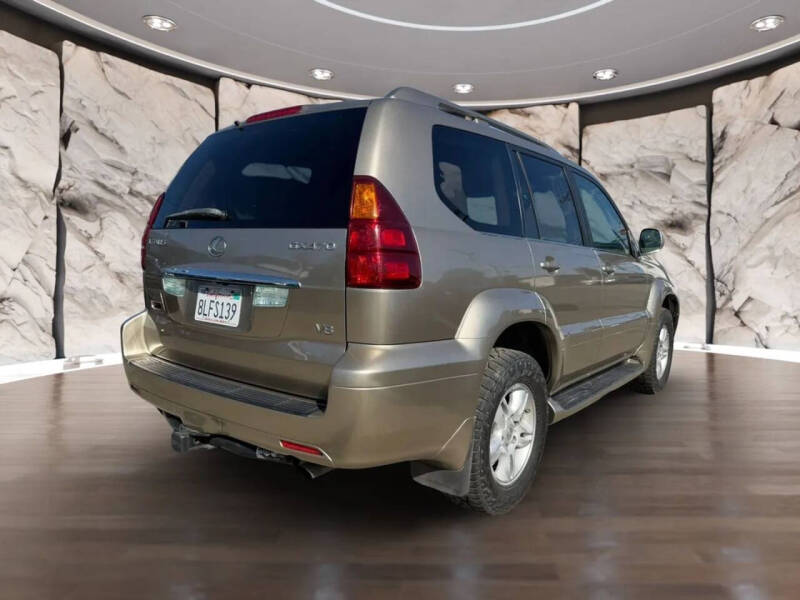 2004 Lexus GX 470