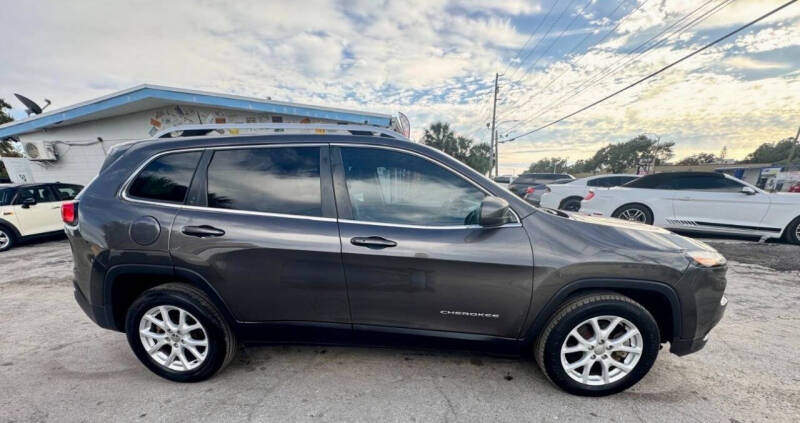 2018 Jeep Cherokee Latitude Plus