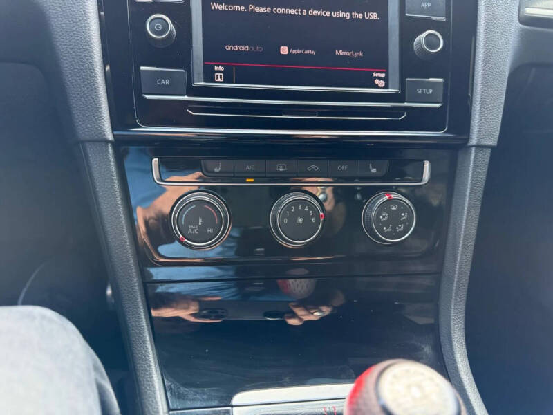 2019 Volkswagen Golf GTI