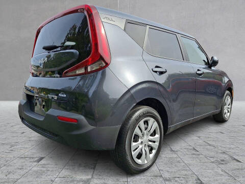 2022 Kia Soul LX