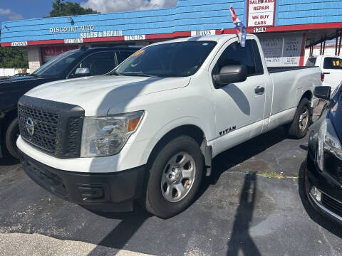 2017 Nissan Titan S