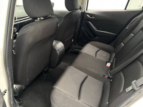 2014 Mazda MAZDA3 i Touring