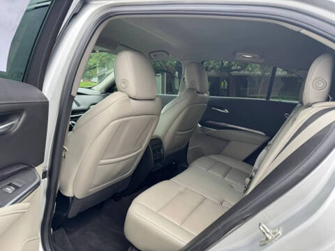 2022 Cadillac XT4 Luxury