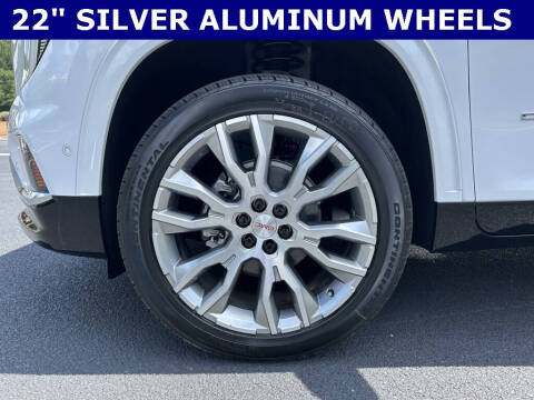 2025 GMC Acadia Denali