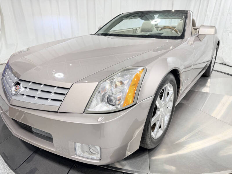 2005 Cadillac XLR