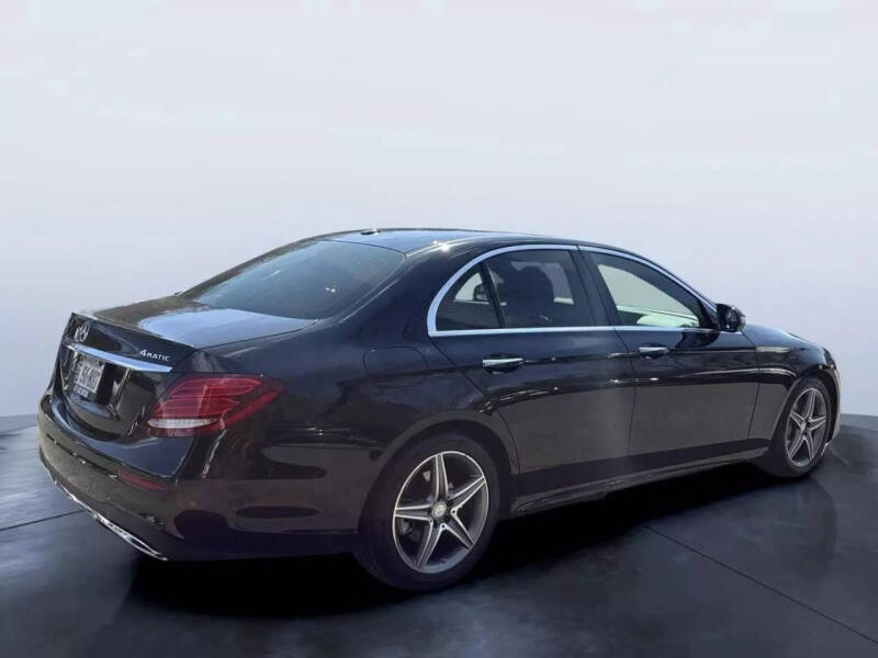 2017 Mercedes-Benz E-Class E 300 4MATIC