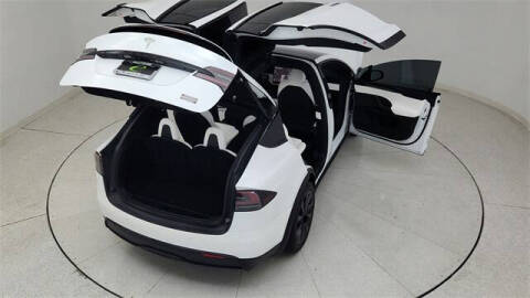 2022 Tesla Model X Plaid