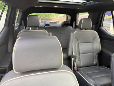 2023 Chevrolet Traverse Premier