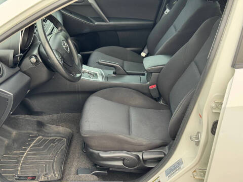 2010 Mazda MAZDA3 i Sport
