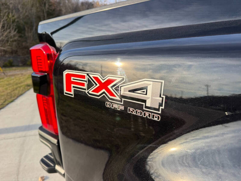 2026 Ford F-450 Super Duty Platinum