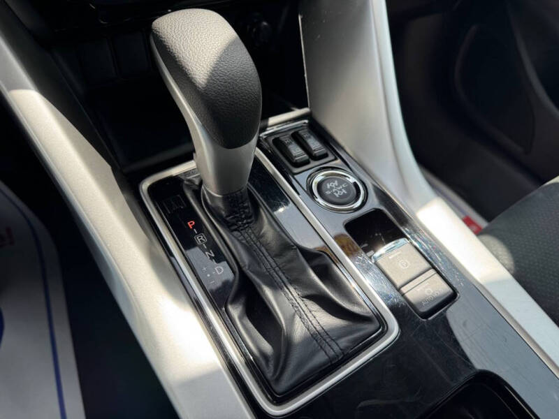 2025 Mitsubishi Eclipse Cross SE