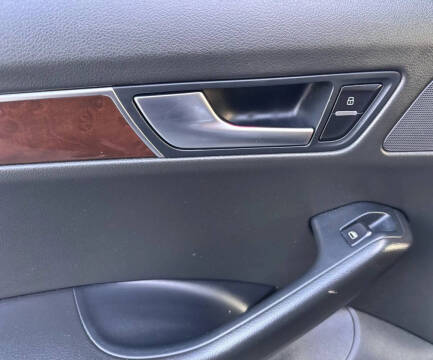 2012 Audi Q5 2.0T quattro Premium Plus