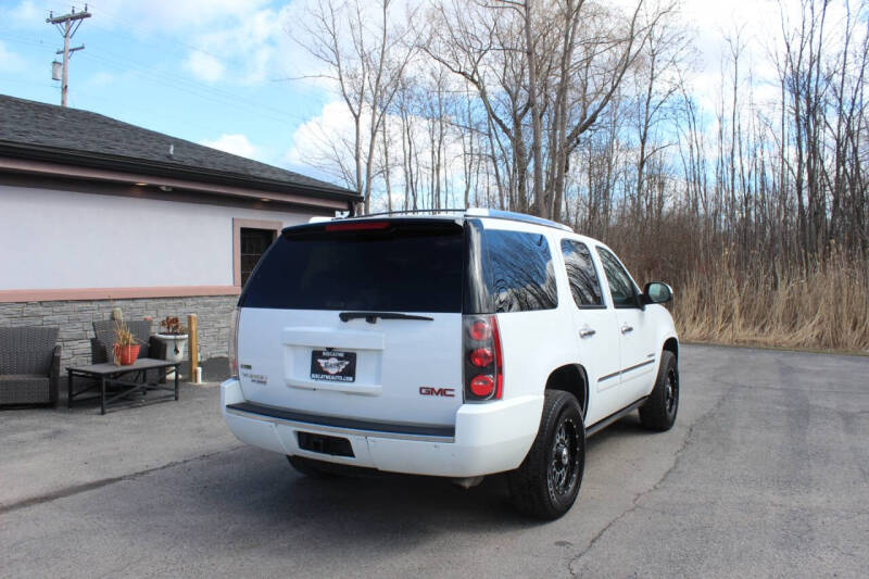 2011 GMC Yukon Denali