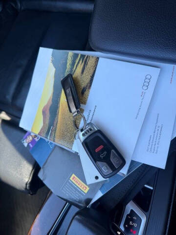 2017 Audi A4 2.0T quattro Prestige