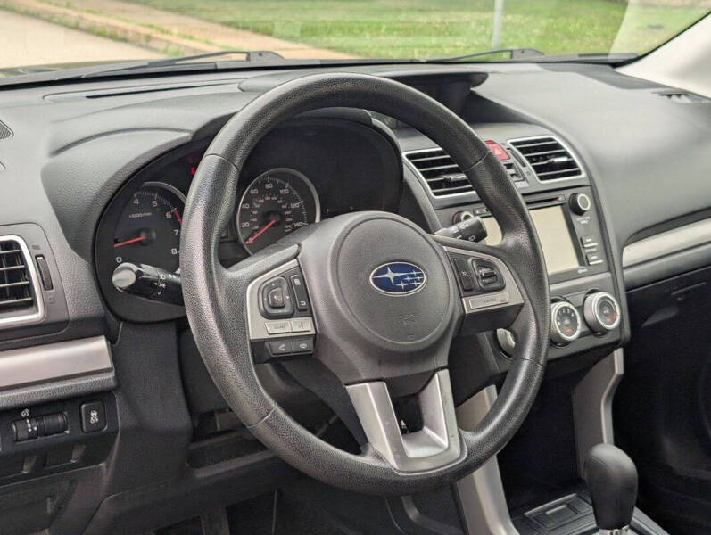 2017 Subaru Forester 2.5i