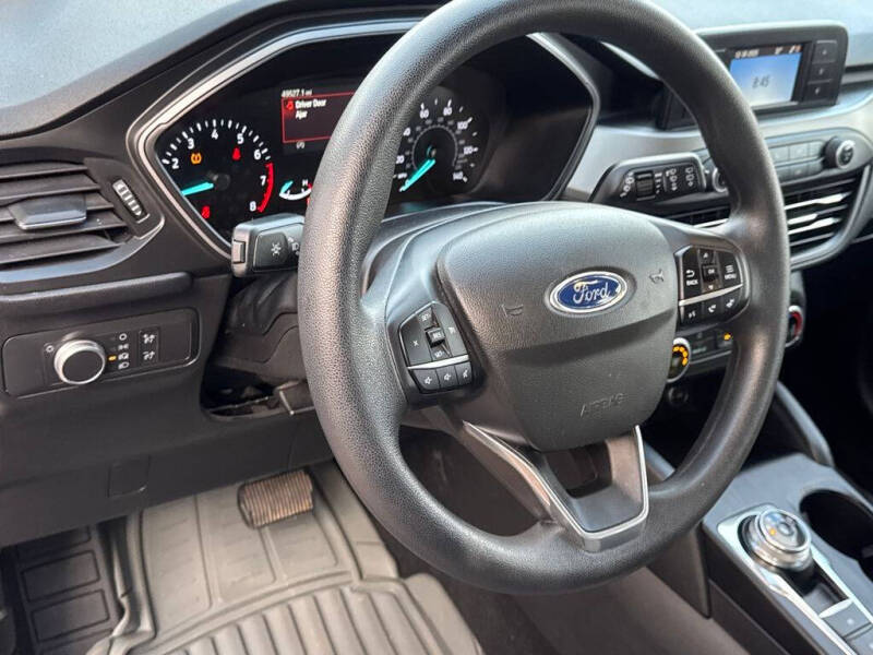 2020 Ford Escape S