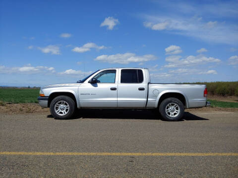 2002 Dodge Dakota for sale at M AND S CAR SALES LLC in Independence OR