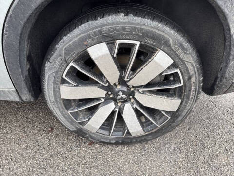 2025 Mitsubishi Outlander