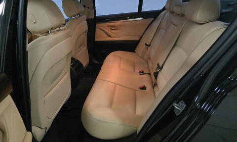 2016 BMW 5 Series 528i