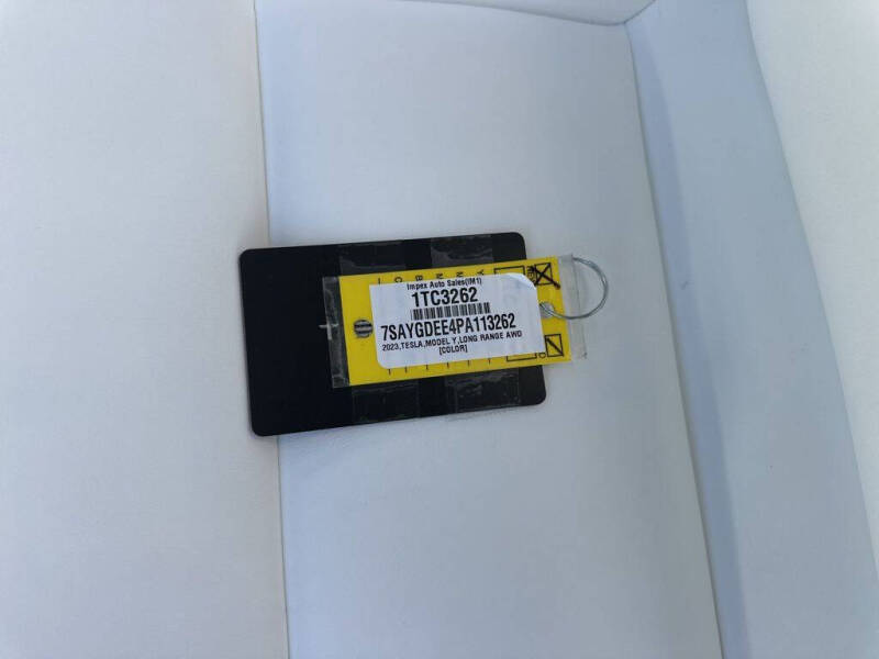 2023 Tesla Model Y Long Range